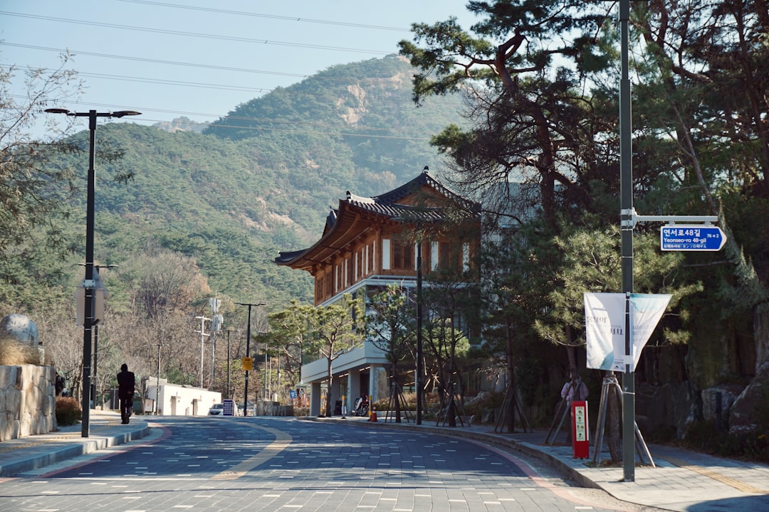 강릉 하루 여행: 커피 한 잔부터 파도 소리까지 - Seoul | Secret World Trip Planner