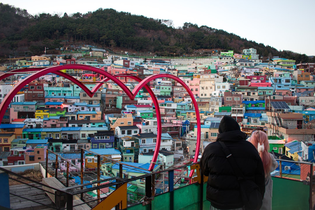 세계에서 가장 긴 터널 – 부산에서 시작하는 터널 이야기 - Busan | Secret World Trip Planner