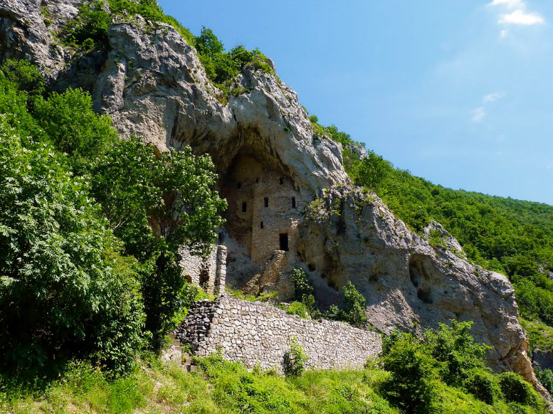 Anunciación, Serbia - Ovcar Banja | Secret World Trip Planner