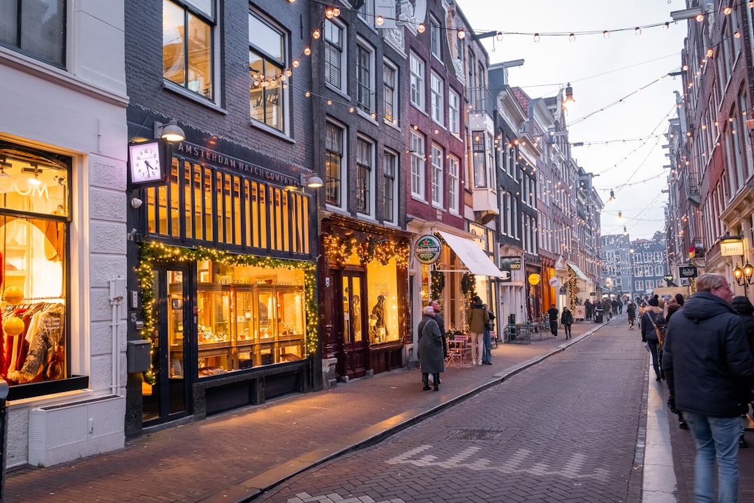 Дзевяць вуліц і крамы ў Амстэрдаме - Amsterdam | Secret World Trip Planner