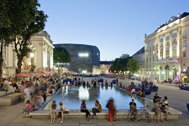 Эмэгтэй: Музей Картьер - Wien | Secret World Trip Planner