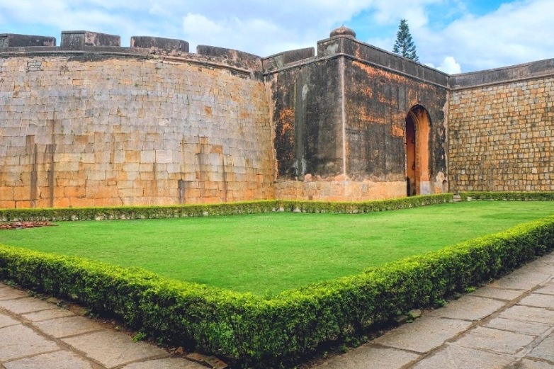 Bangalore Fort - Bengaluru | Secret World Trip Planner