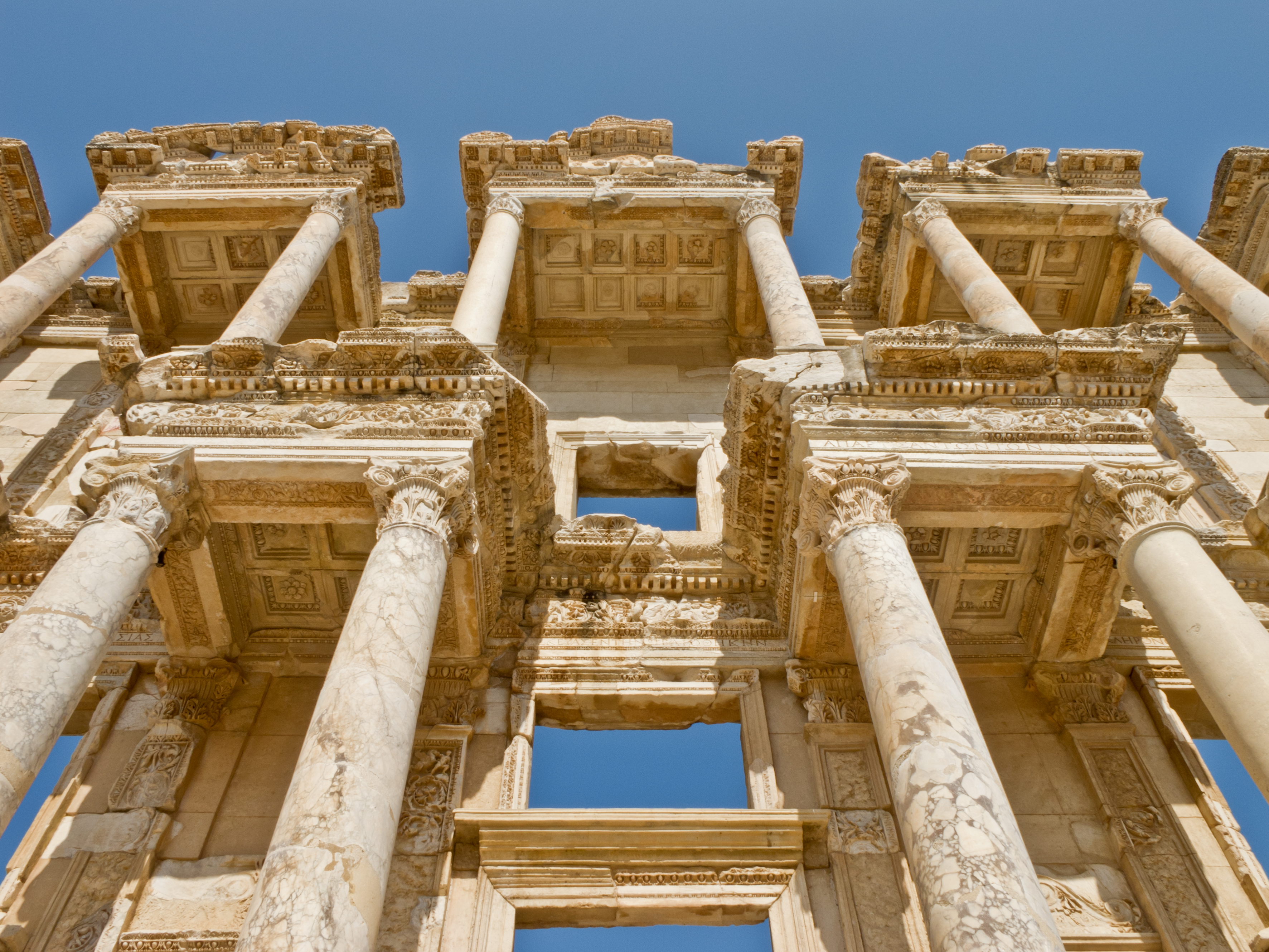 Turchia | Biblioteca di Celso - Acarlar Mahallesi | Secret World Trip Planner