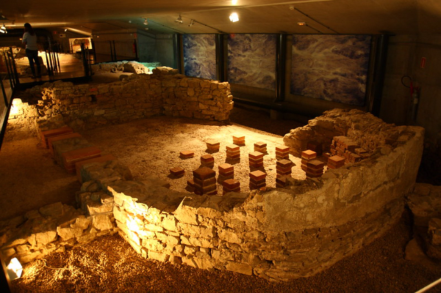 Campo Valdes Roma Hamamları - Tránsito Campo Valdés | Secret World Trip Planner