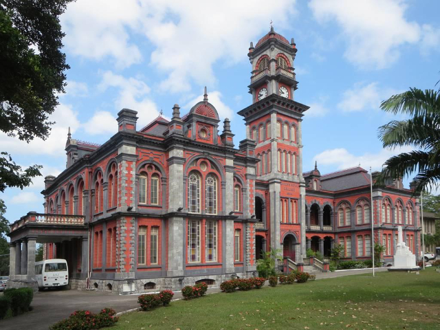 Real Colegio de la Reina - Port of Spain | Secret World Trip Planner