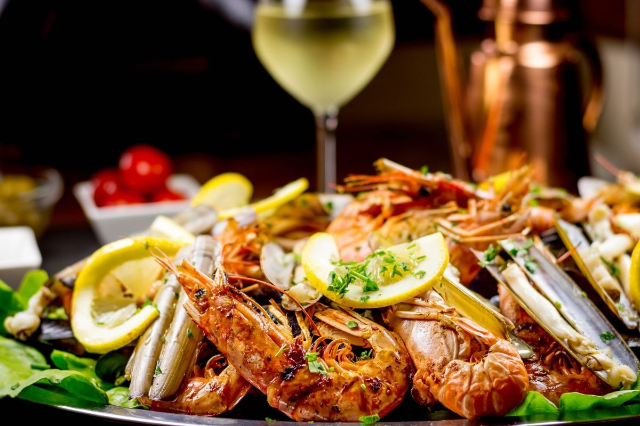 Fruits de mer : - Ilhabela | Secret World Trip Planner