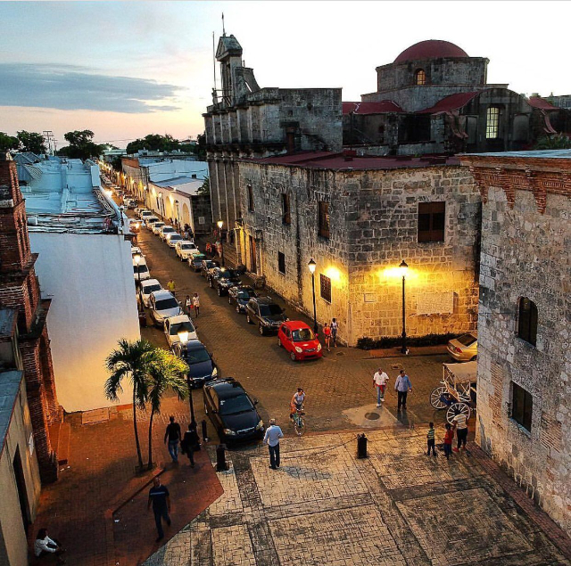 لیڈیز اسٹریٹ - Santo Domingo | Secret World Trip Planner