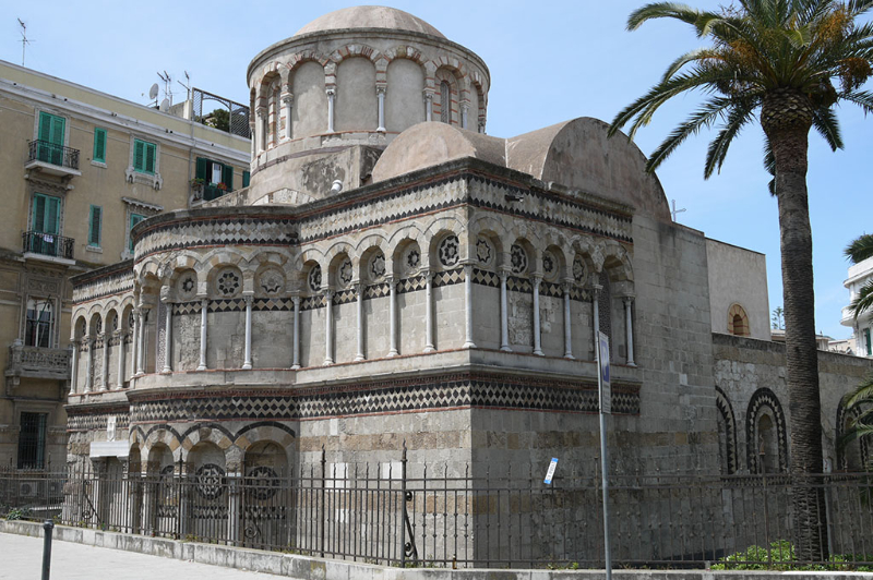 Iglesia de los Catalanes