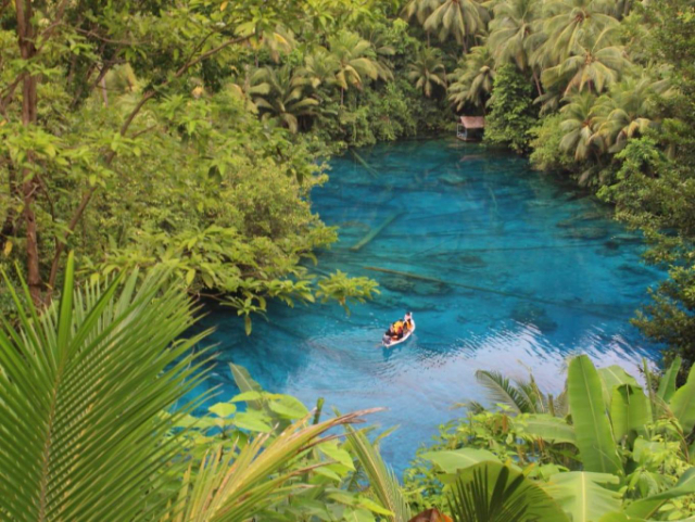 லகோ பைசு போக் லுக் பனென்டெங் - Kabupaten Banggai Kepulauan | Secret World Trip Planner