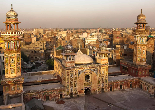La Moschea di Wazir Khan - Lahore | Secret World Trip Planner