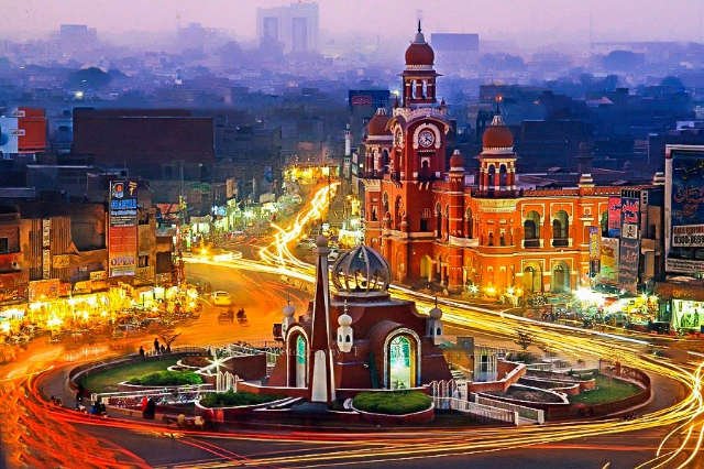 木尔坦巴基斯坦圣徒之城的精神之旅 - Multan | Secret World Trip Planner