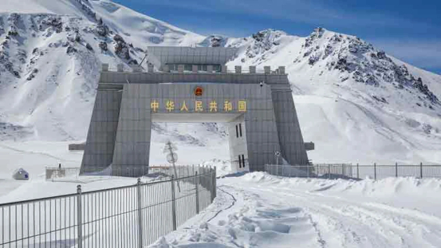 Paso de Khunjerab: La aventura definitiva de alta montaña - Kashgar Prefecture | Secret World Trip Planner