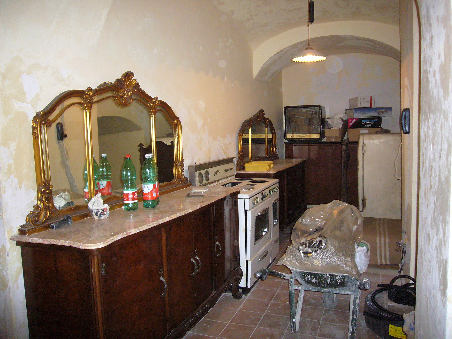 Neapoles grieķu un romiešu teātris - Napoli | Secret World Trip Planner