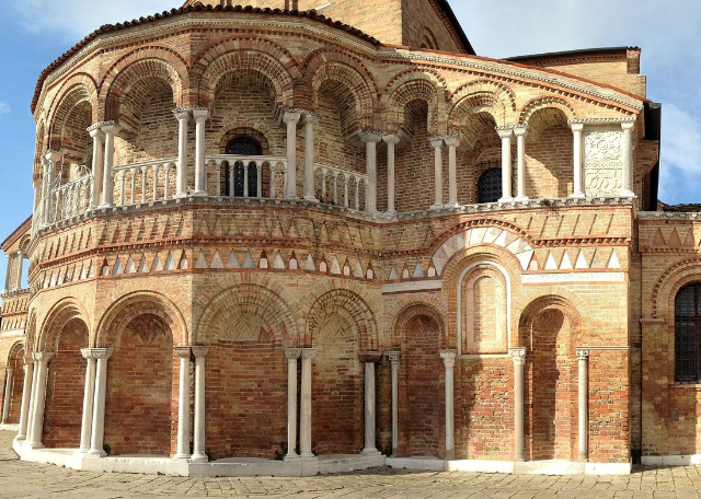 Sanktuarium Santa Maria alla Fontana i cudowna woda - Milano | Secret World Trip Planner