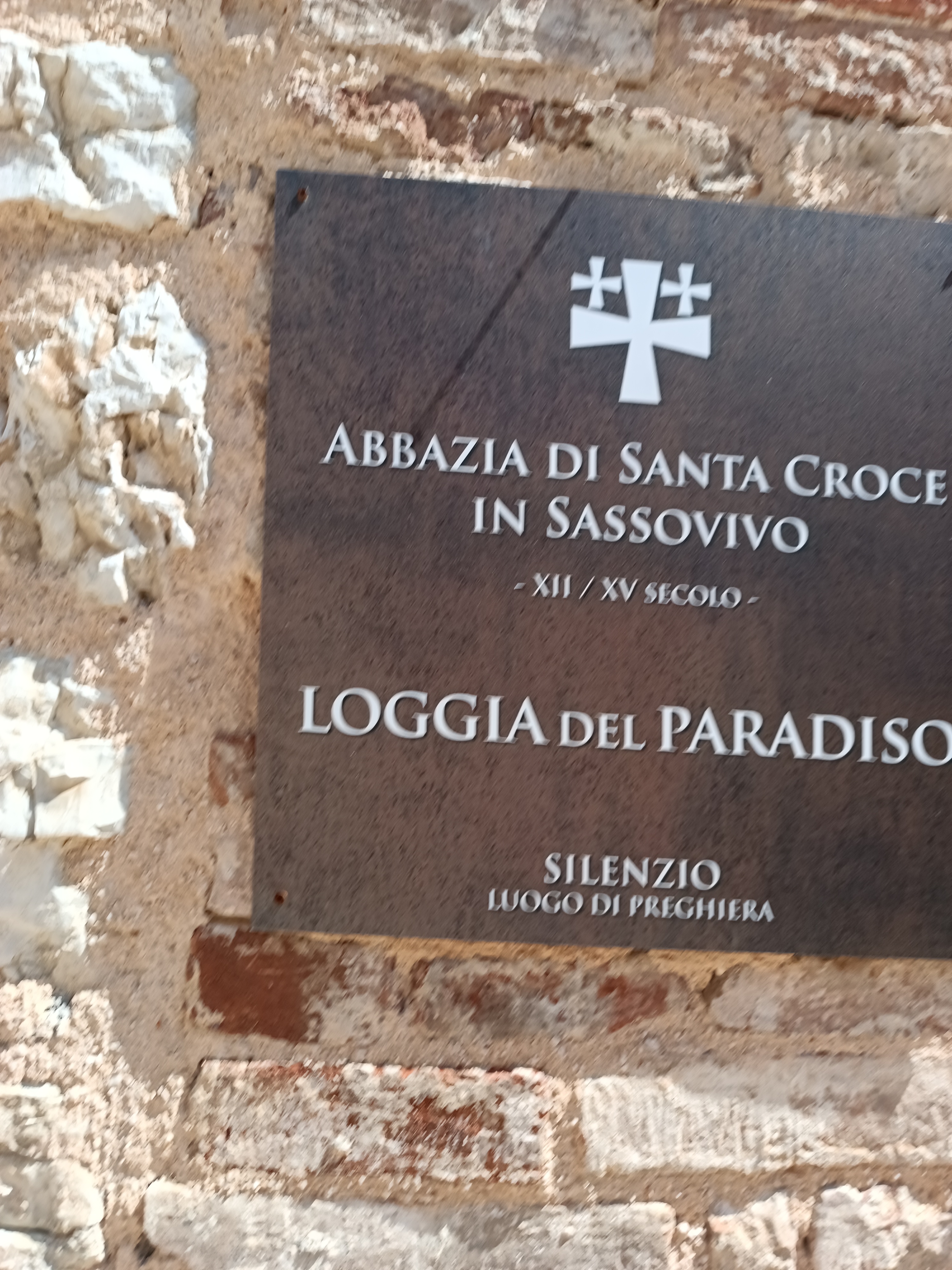 움 브리아:사소 비보의 산타 크로체 수도원 - Foligno | Secret World Trip Planner