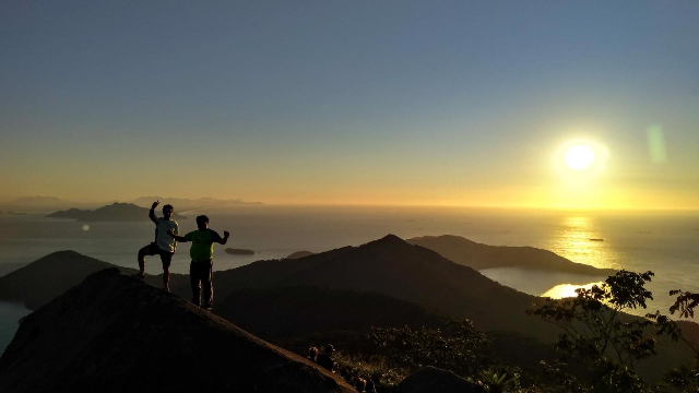 Trekking ao Pico do Papagaio - Pico do Papagaio - Abraão | Secret World Trip Planner