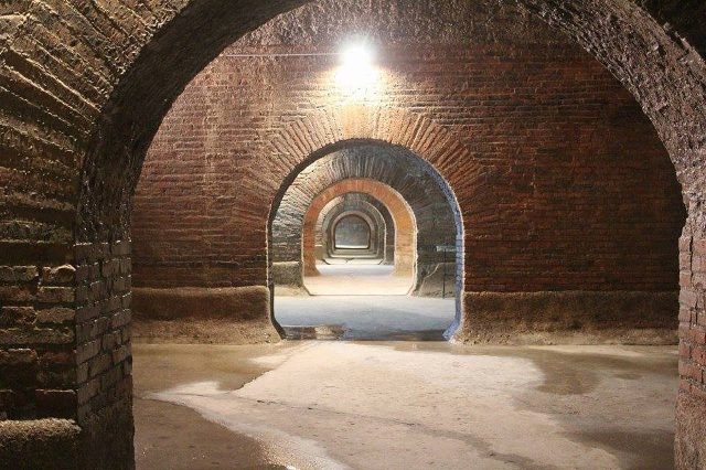 De største romerske cisterner i Italien - Fermo | Secret World Trip Planner