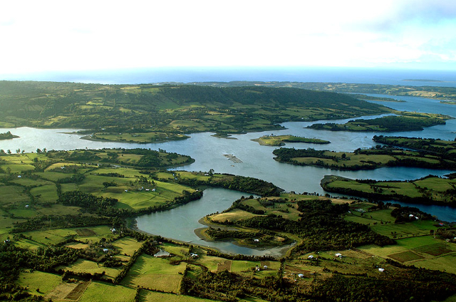 ചിലോ ദ്വീപ് - Chiloé Island | Secret World Trip Planner
