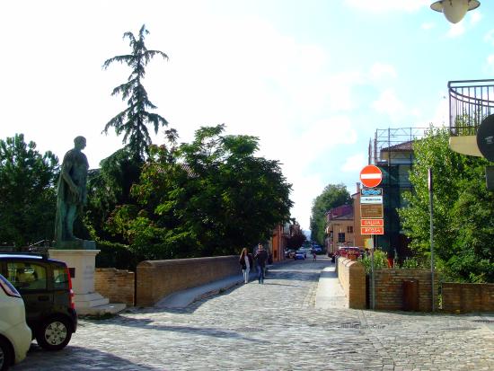 Pont romà sobre el Rubicó - Món secret - Savignano sul Rubicone | Secret World Trip Planner