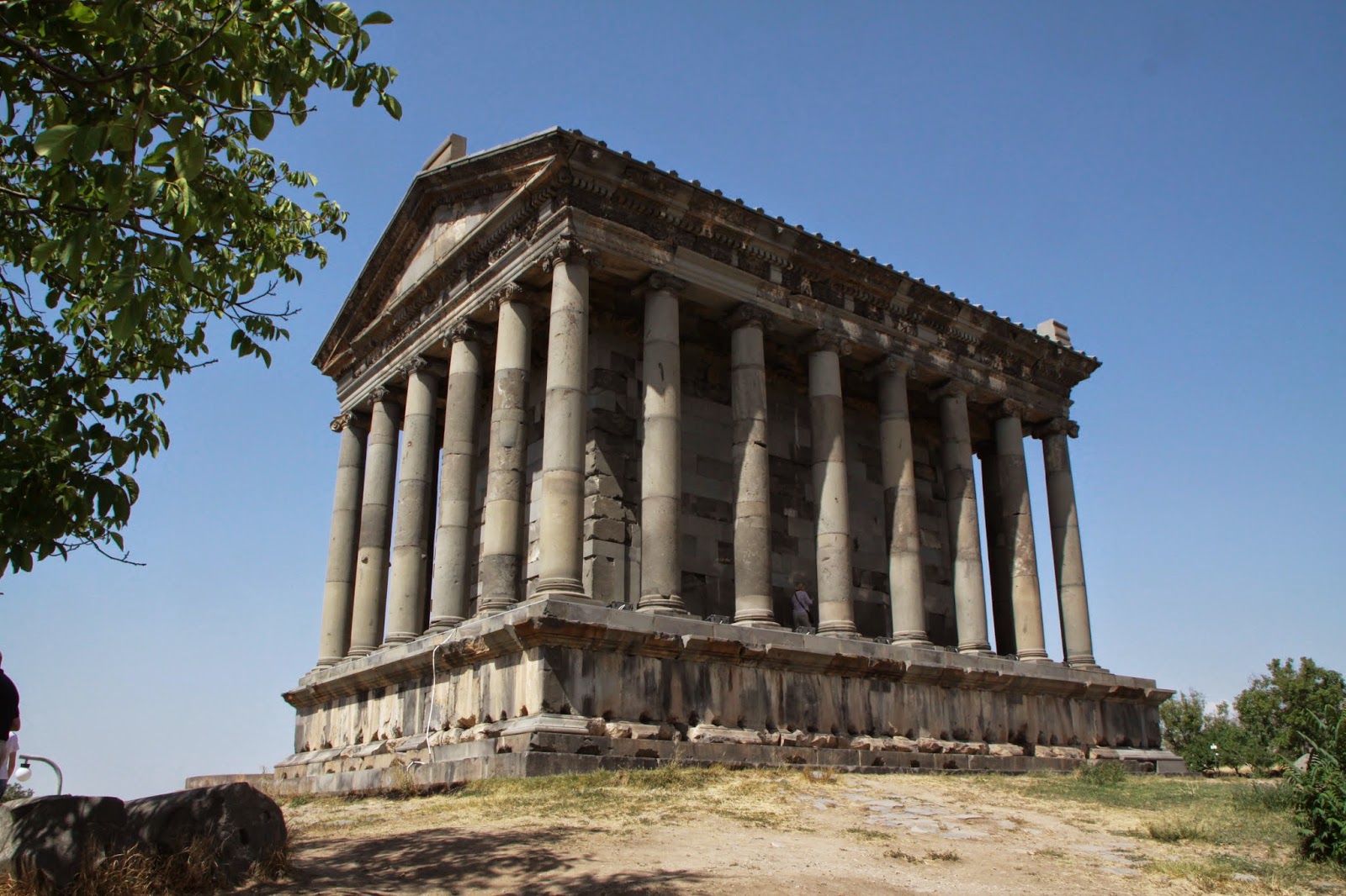 Hram Garni