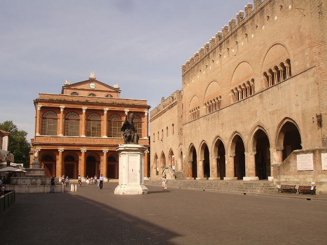 カヴール広場 - Rimini | Secret World Trip Planner