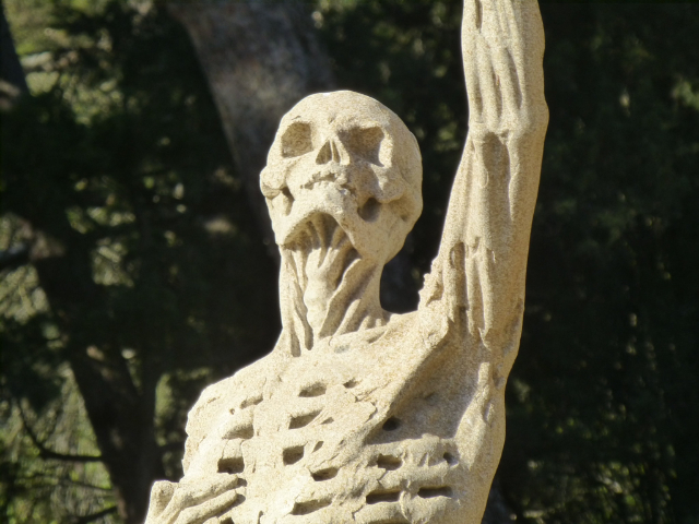 Tomb ຂອງ Henry Bataille - Moux | Secret World Trip Planner