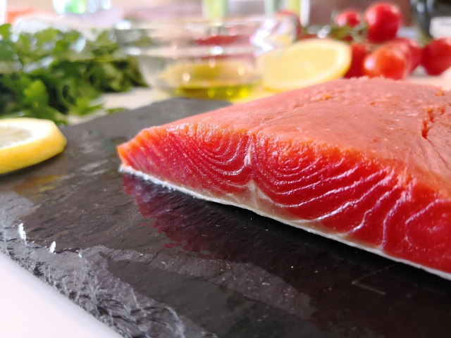 Cá hồi Okanagan sockeye - Okanagan Lake | Secret World Trip Planner