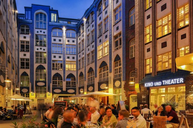Hackeschen Hofe - Berlin | Secret World Trip Planner
