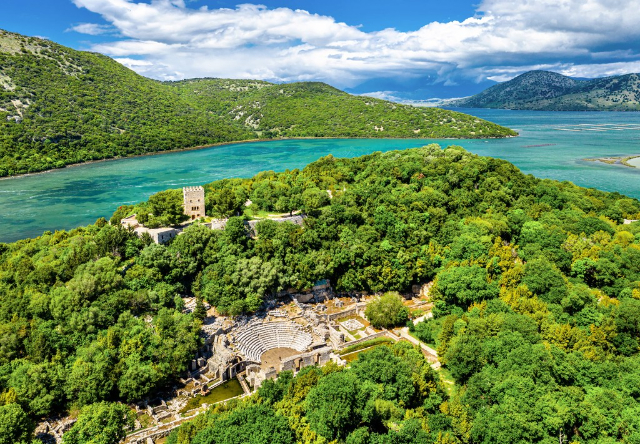 Dezvăluirea straturilor Parcului Național Butrint: O călătorie prin timp și natură | Secret World Trip Planner