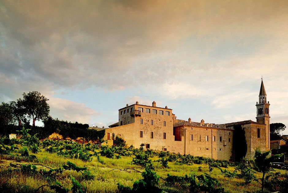 Caisleán na Semivicoli - Semivicoli | Secret World Trip Planner