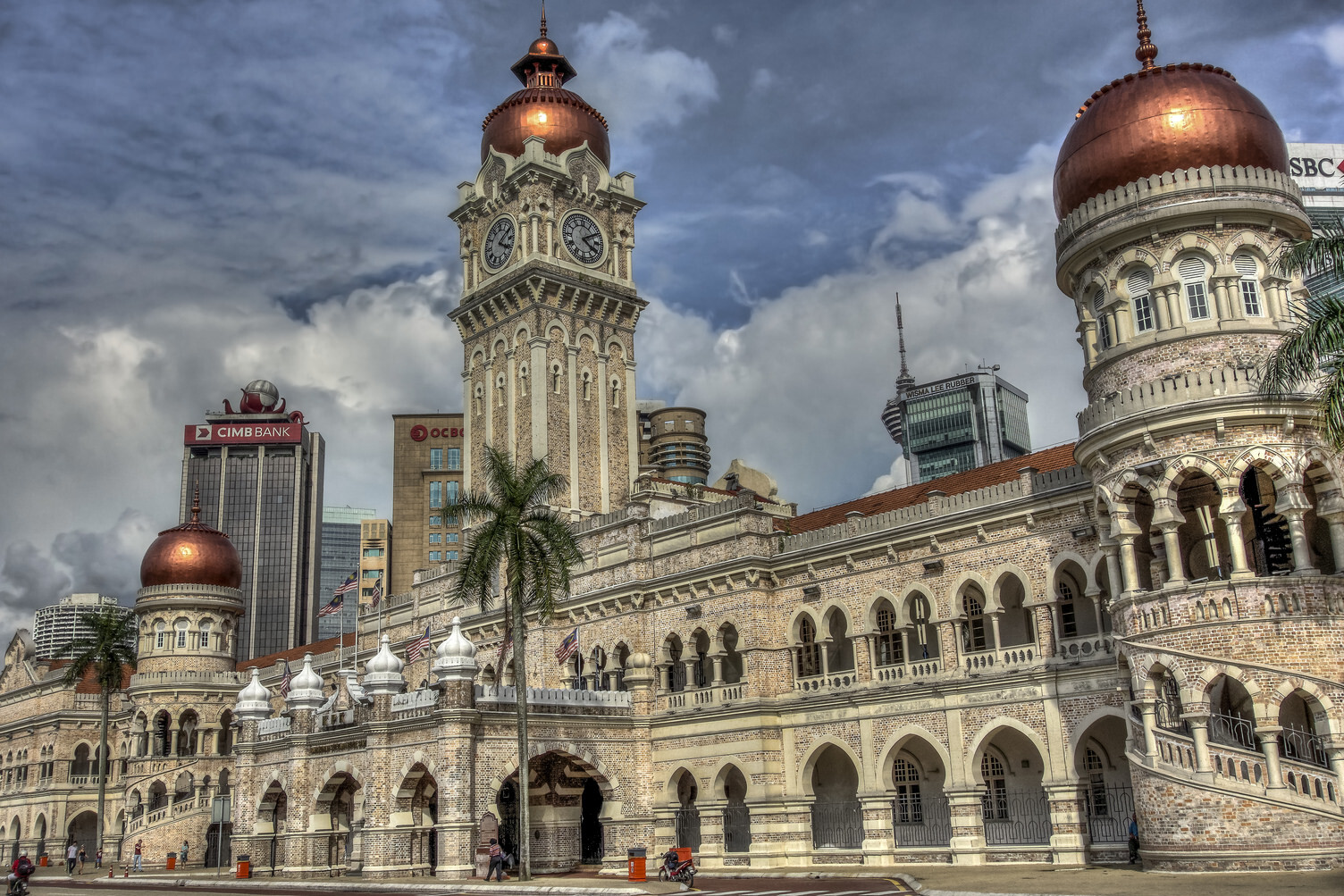 The Sultan Abdul Samad Building Secret World