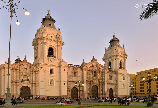 Lima katedraal - Lima | Secret World Trip Planner