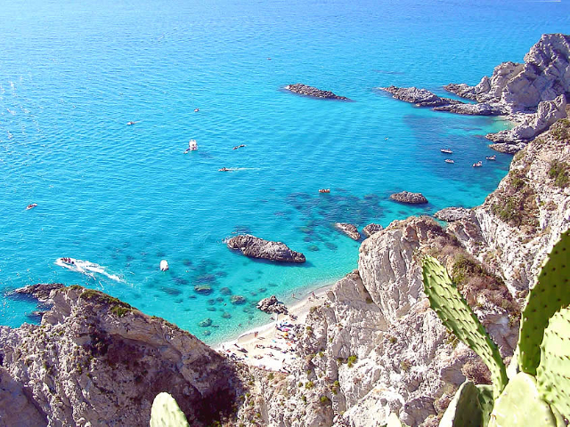 THE BEACH OF PRAI I FOCU - Capo Vaticano | Secret World Trip Planner