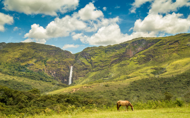 Casca D'Anta, as cachoeiras mais altas do Brasil - São Roque de Minas - MG | Secret World Trip Planner