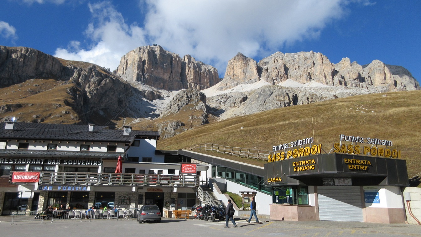 Pordoi pass - Passo Pordoi | Secret World Trip Planner