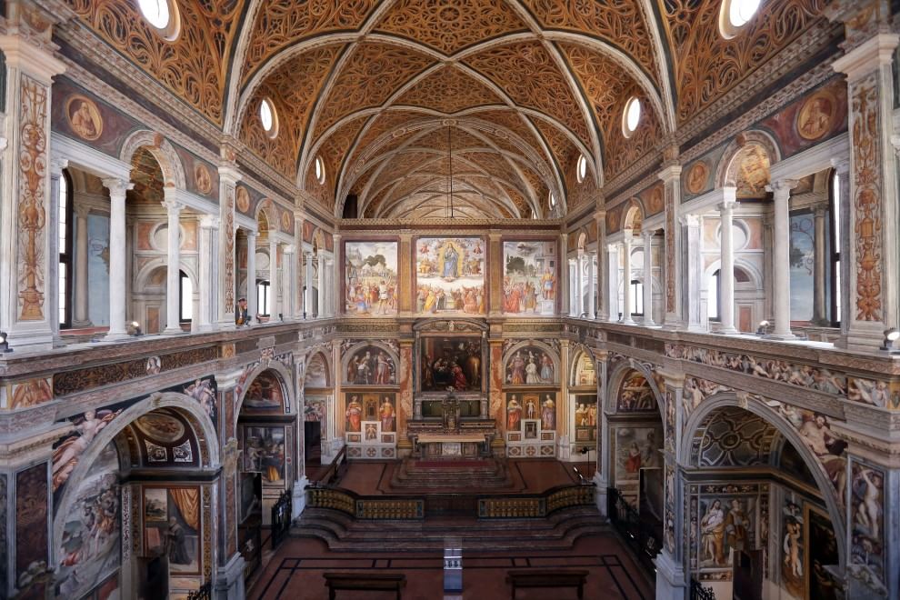 Iglesia de San Mauricio en el Monasterio ...