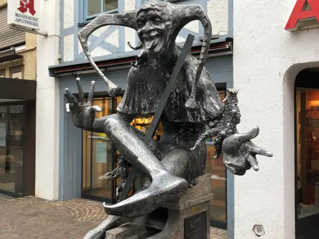 Kappedaeschle Brunnen - Radolfzell am Bodensee | Secret World Trip Planner