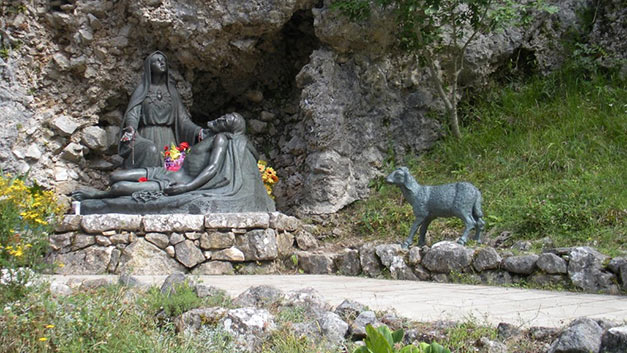 Santuário de Nossa Senhora das Dores - Paduli | Secret World Trip Planner