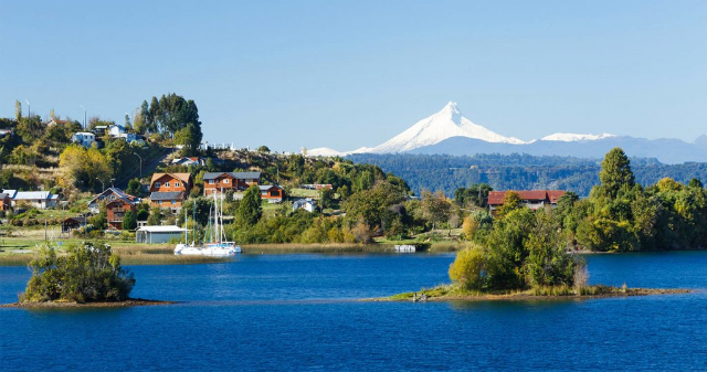 Llanquihue järv - Lago Llanquihue | Secret World Trip Planner