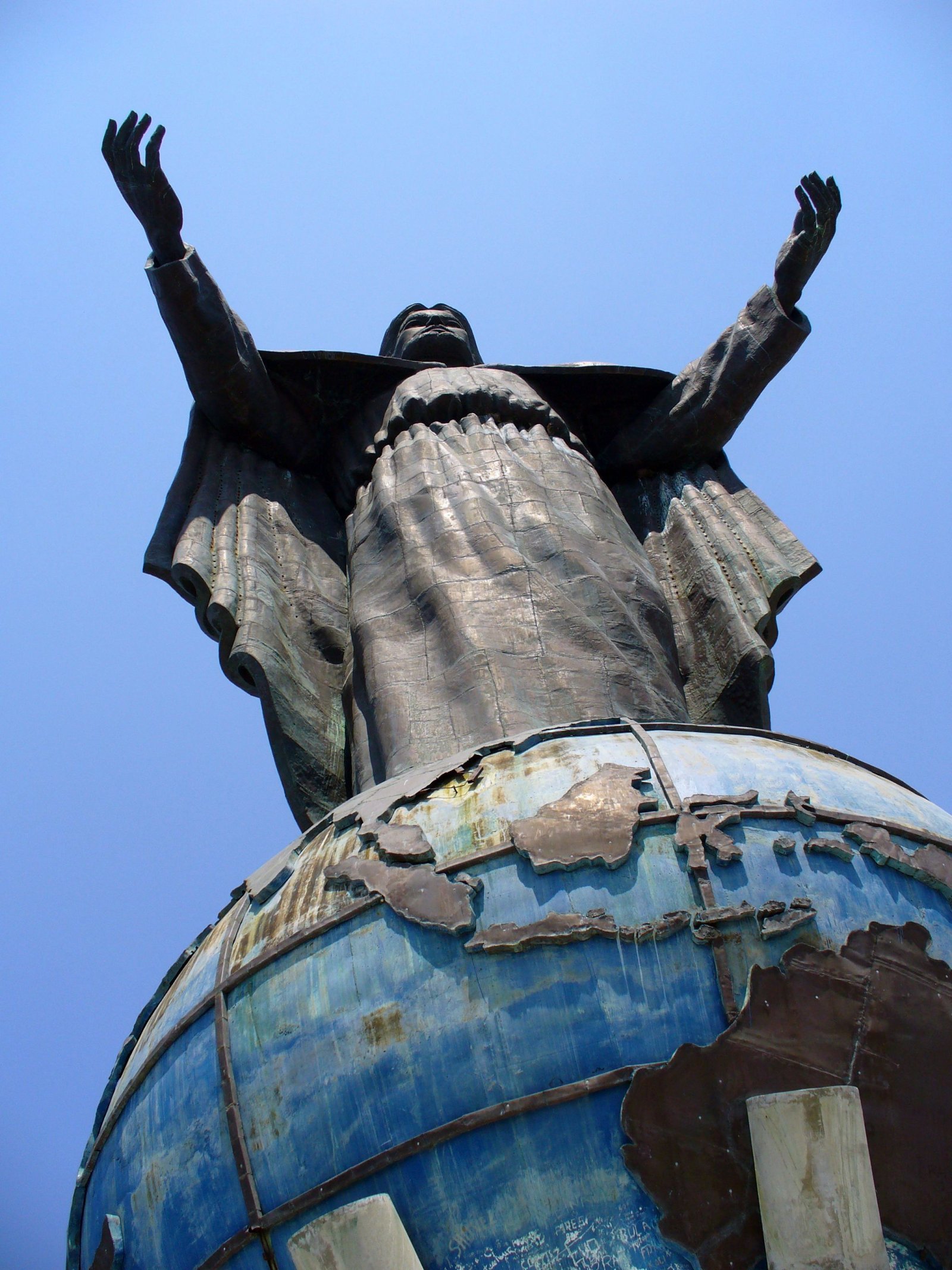 Cristo Rei Dili | Secret World Trip Planner