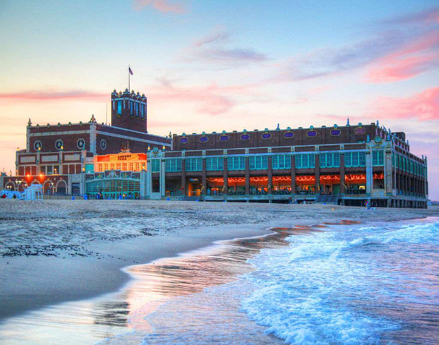 アズベリー・パーク音楽と海岸が出会う場所 - Asbury Park | Secret World Trip Planner