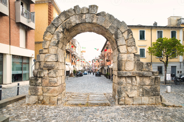 Montanaros vartai - Rimini | Secret World Trip Planner