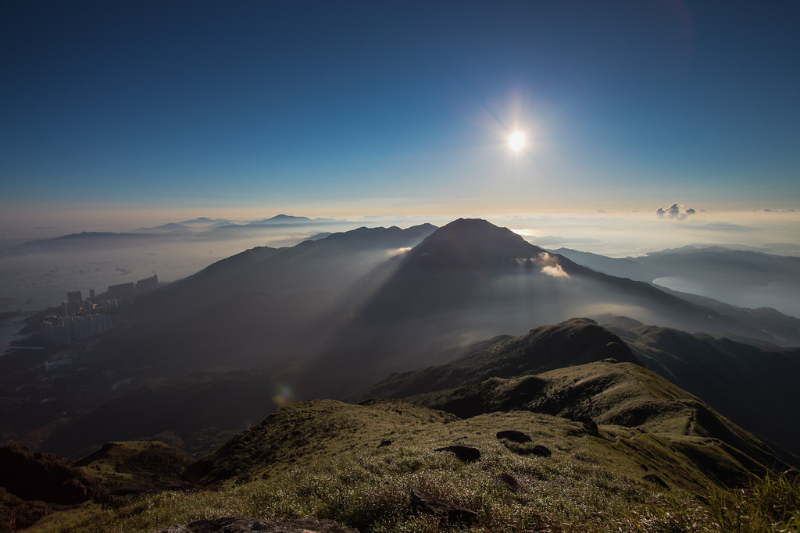 লানটাউ পিক পর্যন্ত হাইক - Lantau Peak | Secret World Trip Planner