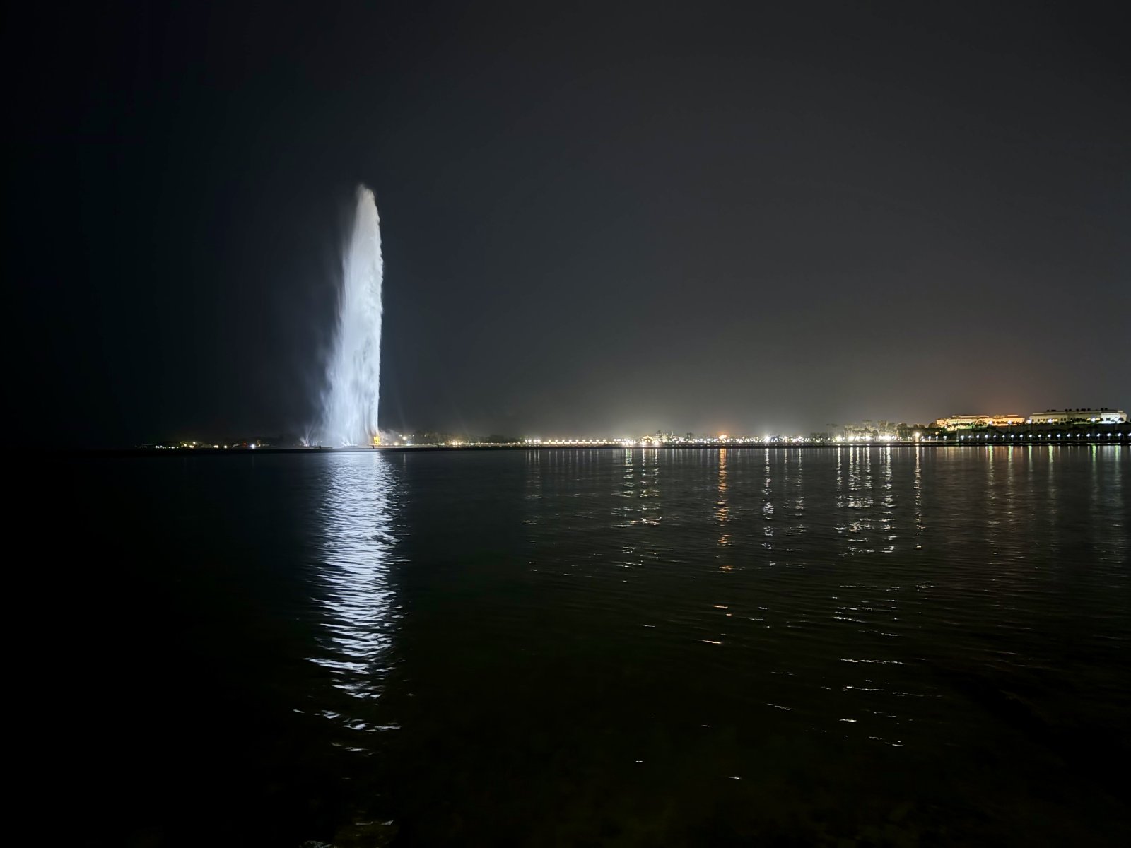 吉达：法赫德国王的喷泉是世界上最高的 - ??? | Secret World Trip Planner