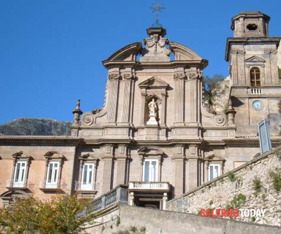 Abadia De La Santíssima Trinitat: una j ...