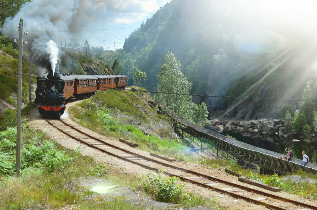 ಸೆಟೆಸ್ಡಾಲ್ಸ್ಬನೆನ್ - Venneslavegen 350 | Secret World Trip Planner