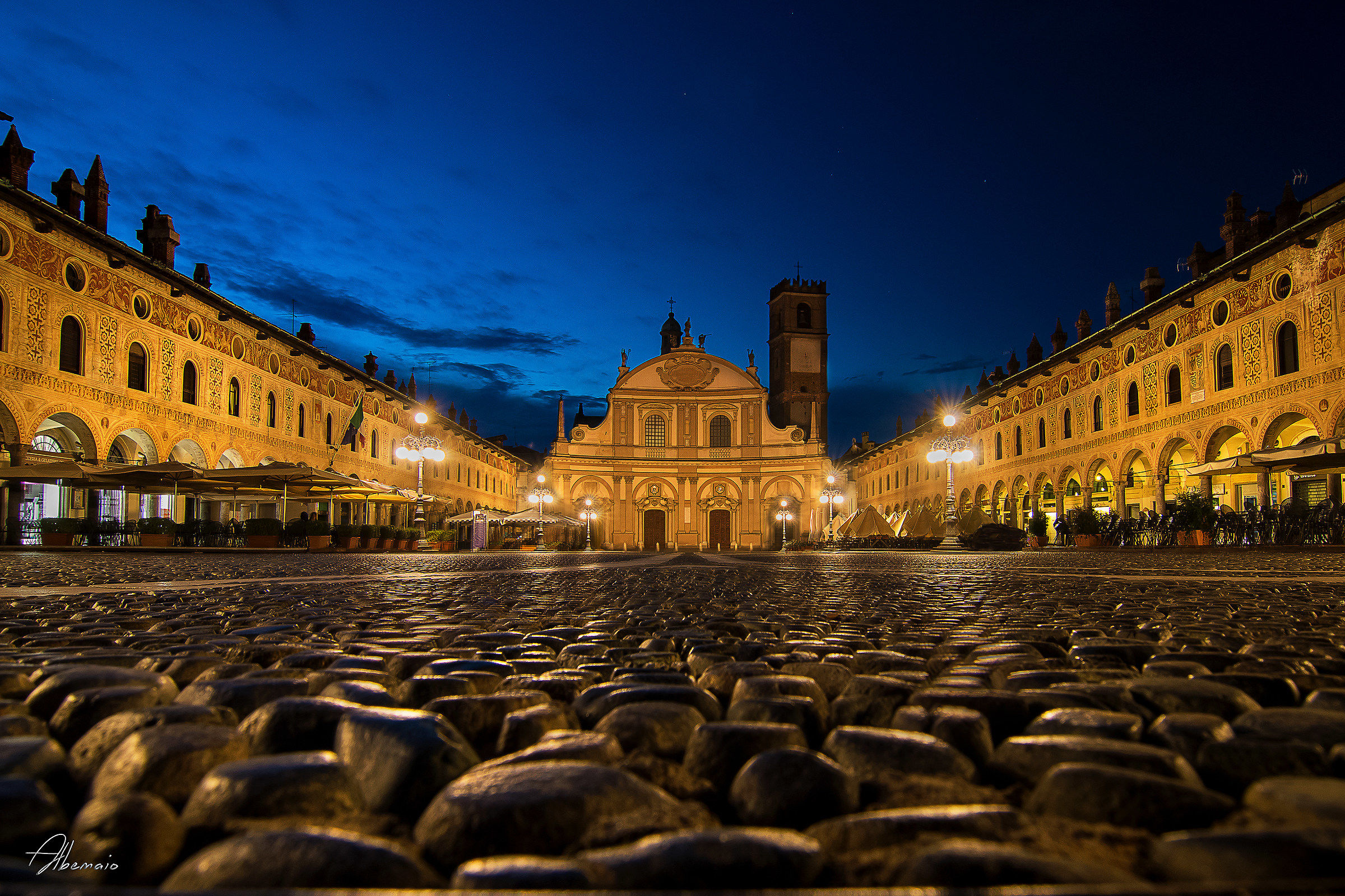 Ducal Square - Vigevano | Secret World Trip Planner