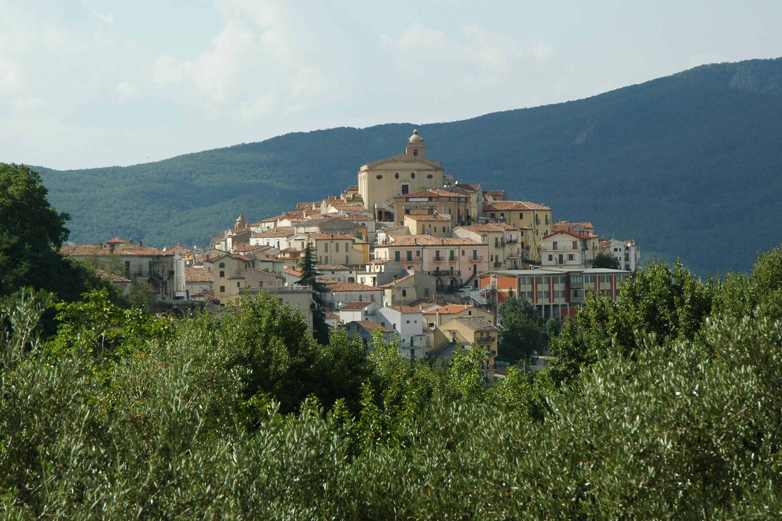 Accettura og Pinsefesten - Accettura | Secret World Trip Planner