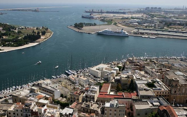 Порт а Бриндизи: порт на изток - Brindisi | Secret World Trip Planner
