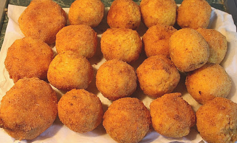 Pirinç Arancini: Sicilya mutfağının gururu - Sicilia | Secret World Trip Planner